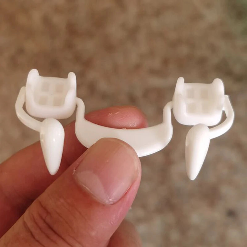 New Retractable Teeth Halloween Vampire Teeth Cosplay Supplies Props Teeth Zombie Fangs Vampire Dracula Teeth Dentures Fangs